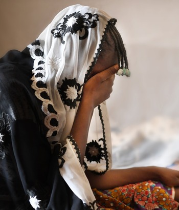 OBSH-UNICEF: Mbi 200 milionë vajza dhe gra vuajnë nga gjymtimet gjenitale